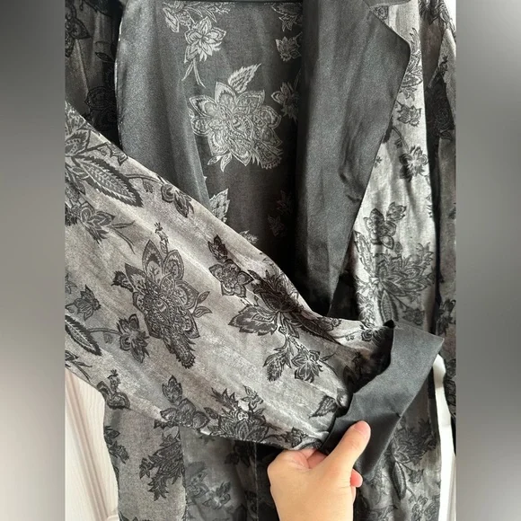 Vintage Victoria’s Secret VS Gold Label Black Floral Kimono Long Robe Velvet 90s - Picture 3 of 9